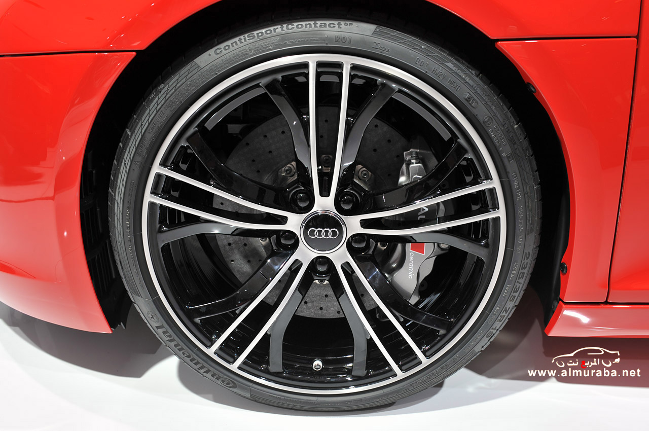 اودي ار 8 2013 في معرض شيكاغو للسيارات Audi R8 2013 8