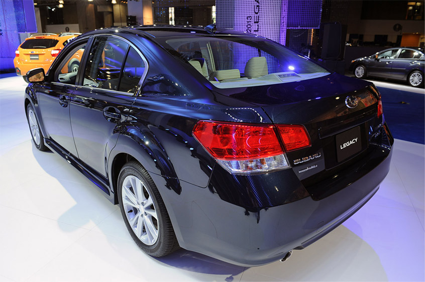 سوبارو ليجاسي 2013 الجديدة صور واسعار ومواصفات Subaru Legacy 2013 36