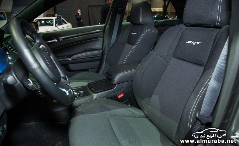 كرايسلر 2014 300C تصل الى أعلى الحرفية في التصنيع بتصميم مقتبس من ديترويت Chrysler 2014 45