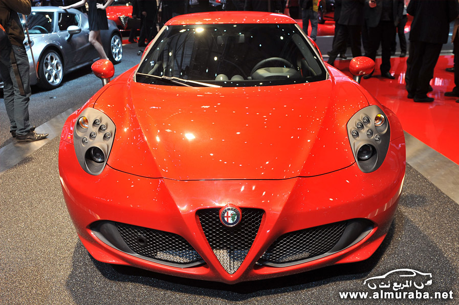 الفا روميو 2014 تحتفل بمعرض جنيف بإطلاق موديل فور سي الجديد Alfa Romeo 4c 19
