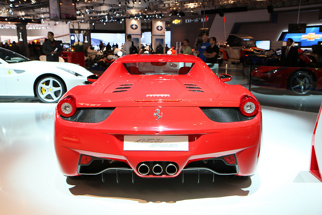 "تغطية" معرض دبي للسيارات 2013 صور + فيديو Dubai Motor Show 3