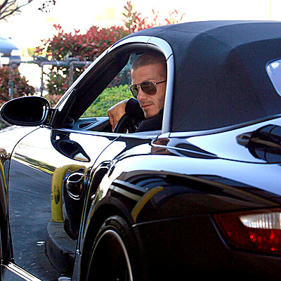 ديفيد بيكهام يعرض سياراته للبيع بسبب انشغاله وعدم استخدمها David Beckham 1