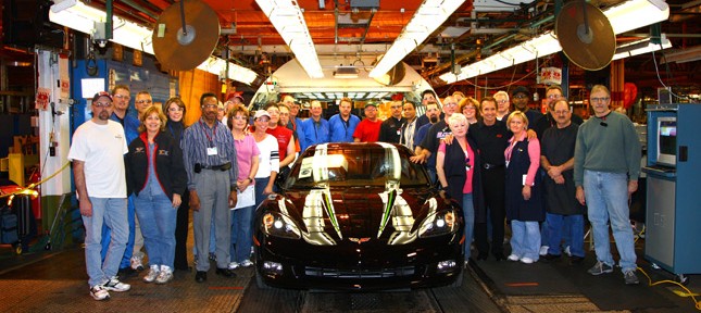 كورفيت 2014 تستعد للدخول في الانتاج رسمياً بالشكل الجديد + فيديو Corvette C7 2014 1