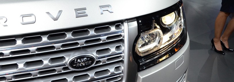 رنج روفر 2013 تحقق إنتصاراً تكنلوجياً وابهرت زوار معرض باريس بالصور Range Rover 2013 1