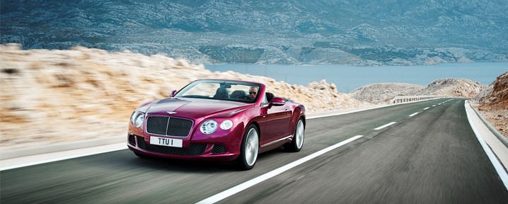 بنتلي تكشف عن سيارتها كونفرتيبال الجديدة التي تتمتع بقوة الأداء والصدارة Bentley 2013