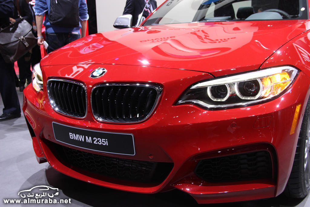2014-BMW-M235i-02