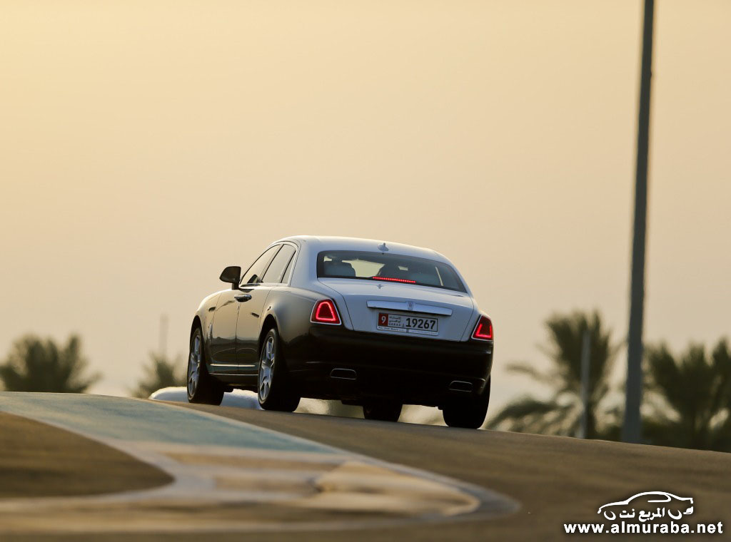 2014-Rolls-Royce-Wraith-and-Ghost-at-Yas-Marina-Abu-Dhabi-10