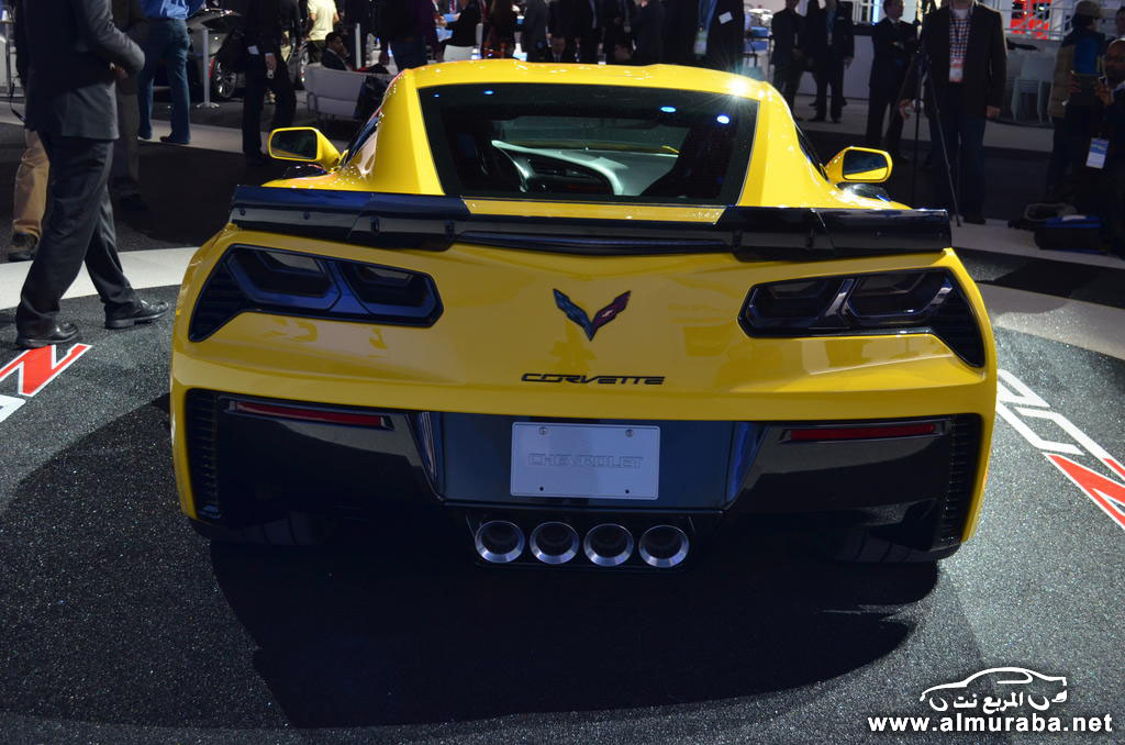 2015-Chevrolet-Corvette-z06-06