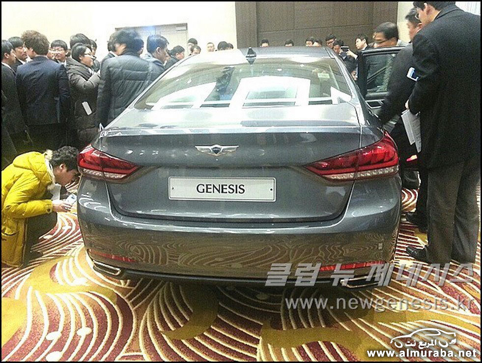 2015-Hyundai-Genesis-Sedan_10[2]