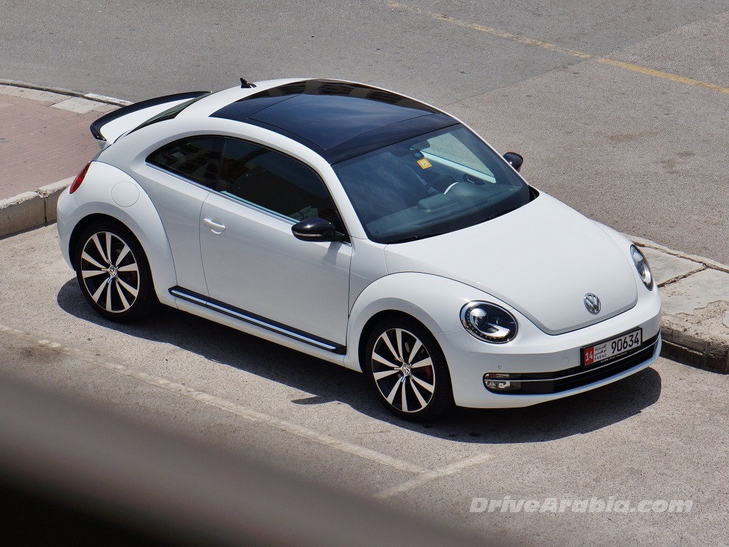 2015-Volkswagen-Beetle-in-the-UAE