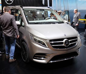 فان مرسيدس 2016 الاختبارية تخطف الأنظار "صور ومواصفات" Mercedes-Benz V-Class 4