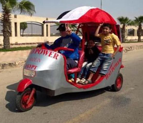 "بالصور" شاهد مخترع مصري يبتكر سيارة تعمل بالماء بدلاً من البنزين! 1