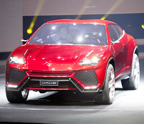 لامبورجيني تبدأ بتطوير سيارتها القادمة "اوروس" لمنافسة بنتلي واودي وبورش Lamborghini Urus 5