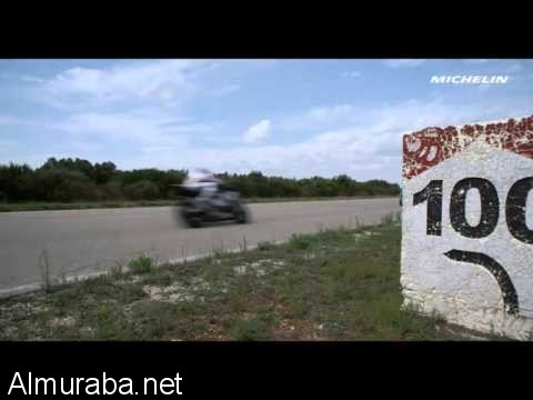 "فيديو" سباق مثير بين بورش 918 سبايدر ودراجة نارية من نوع ياماها 7