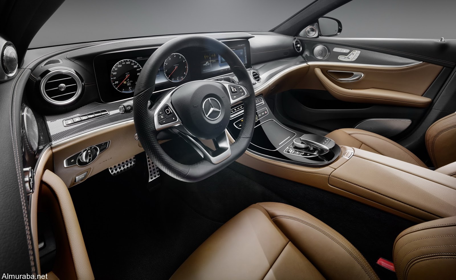 مرسيدس بنز اي كلاس 2016 تقدم عرضاً مبدئياً لسيارتها الجديدة في معرض CES التقني Mercedes-Benz E-Class 1