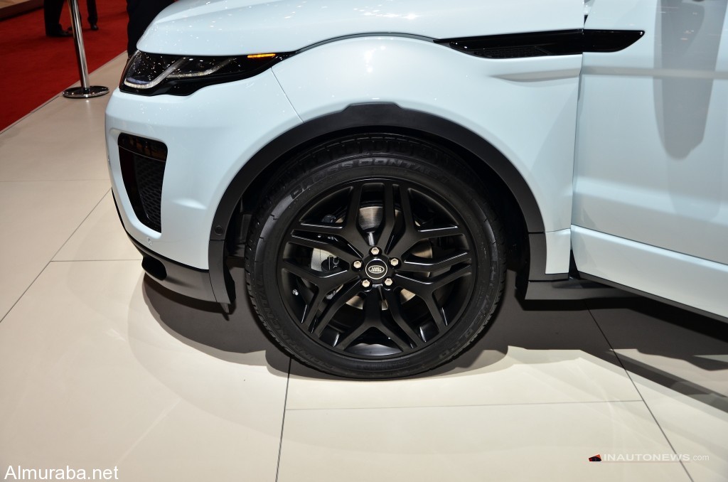 إطلاق طراز السقف المتحرك لسيارة "رينج روفر" إيفوك بمعرض سيارات جنيف Range Rover 2017 12