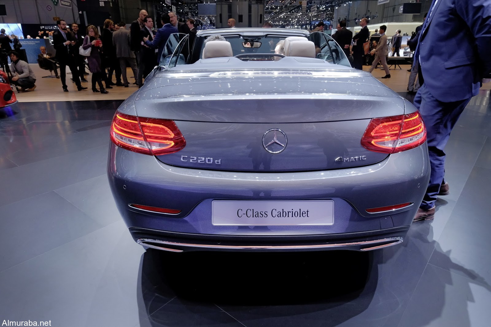 "مرسيدس بنز" تضيف سيارة جديدة لعائلة C-Class وتطلقها بمعرض سيارات جنيف Mercedes 2017 14