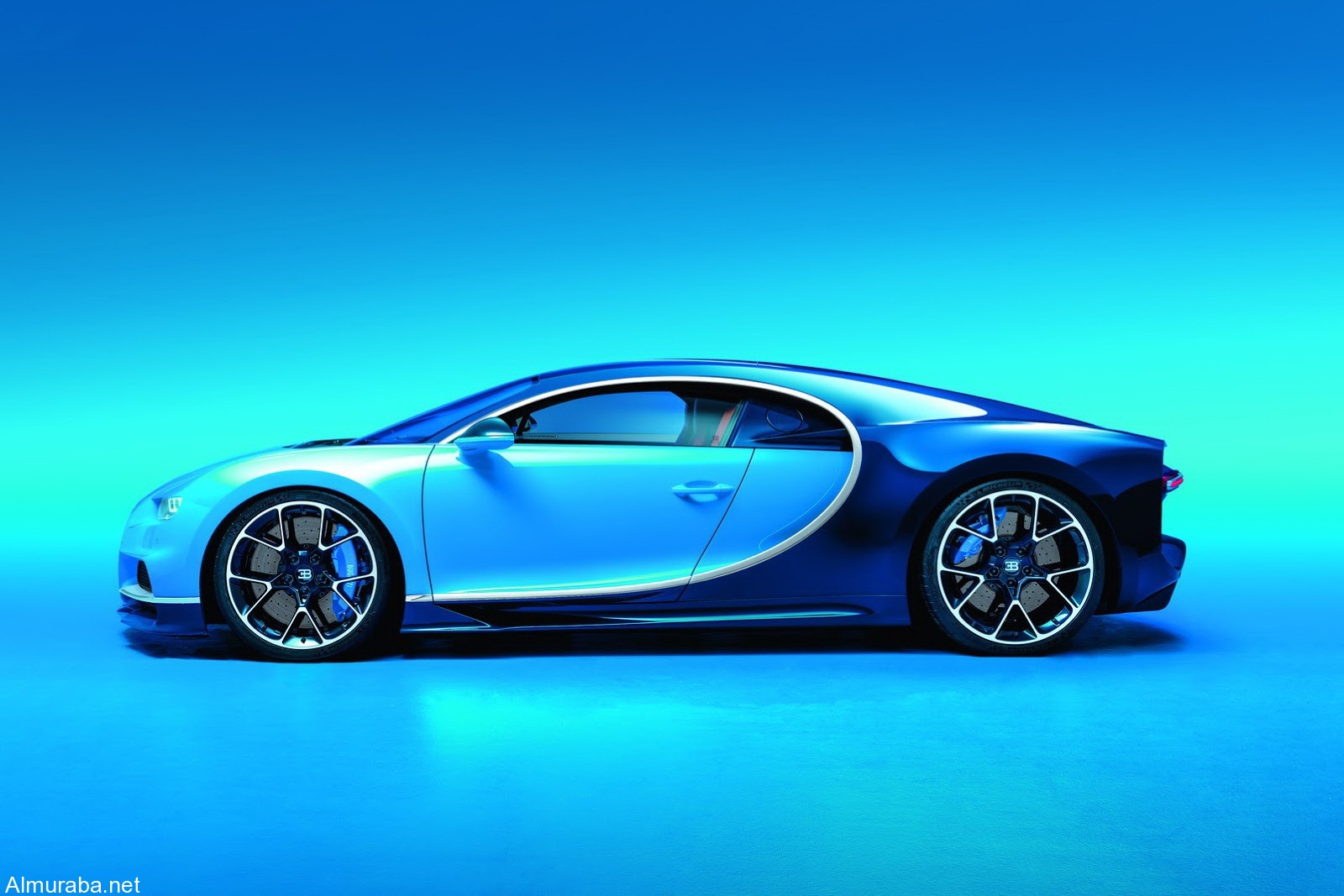 "كوينجسيج" ريجيرا أم "بوجاتي" تشيرون؛ أيّ الخارقتان ذوات محركات الـ1,500 حصان تفضلون؟ Koenigsegg Vs Bugatti 14