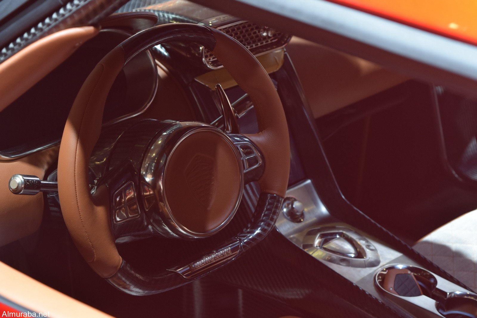 "كوينجسيج" ريجيرا أم "بوجاتي" تشيرون؛ أيّ الخارقتان ذوات محركات الـ1,500 حصان تفضلون؟ Koenigsegg Vs Bugatti 18