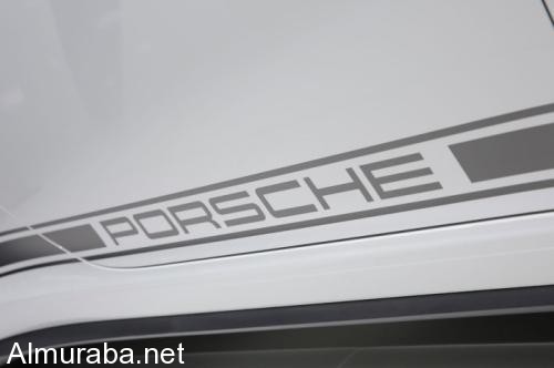 إطلاق سيارة "بورش" 911R بمعرض سيارات جنيف Porsche 2017 25