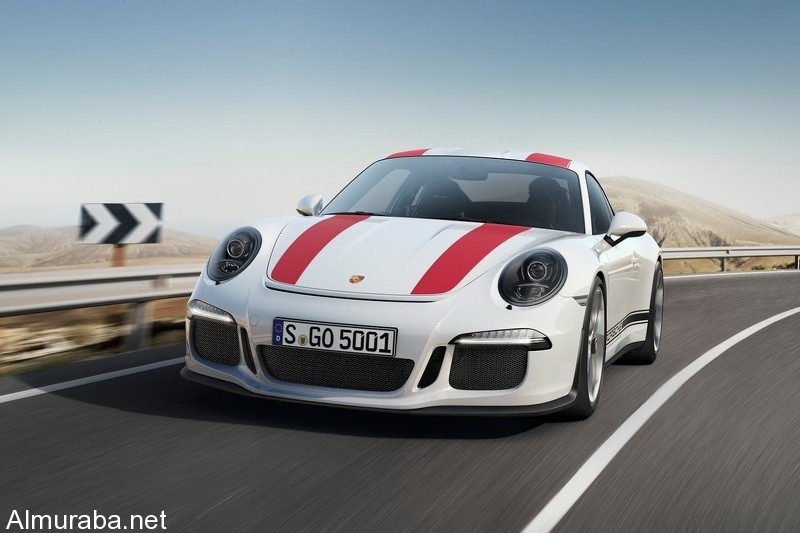 إطلاق سيارة "بورش" 911R بمعرض سيارات جنيف Porsche 2017 31