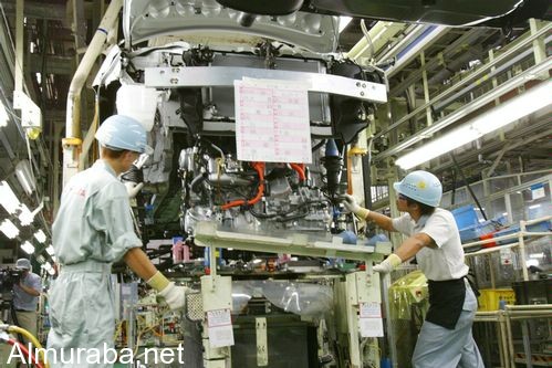 صانعات السيارات اليابانية يعلقون عمليات إنتاجهم باليابان عقب إصابة البلاد بزلازل مدمرة