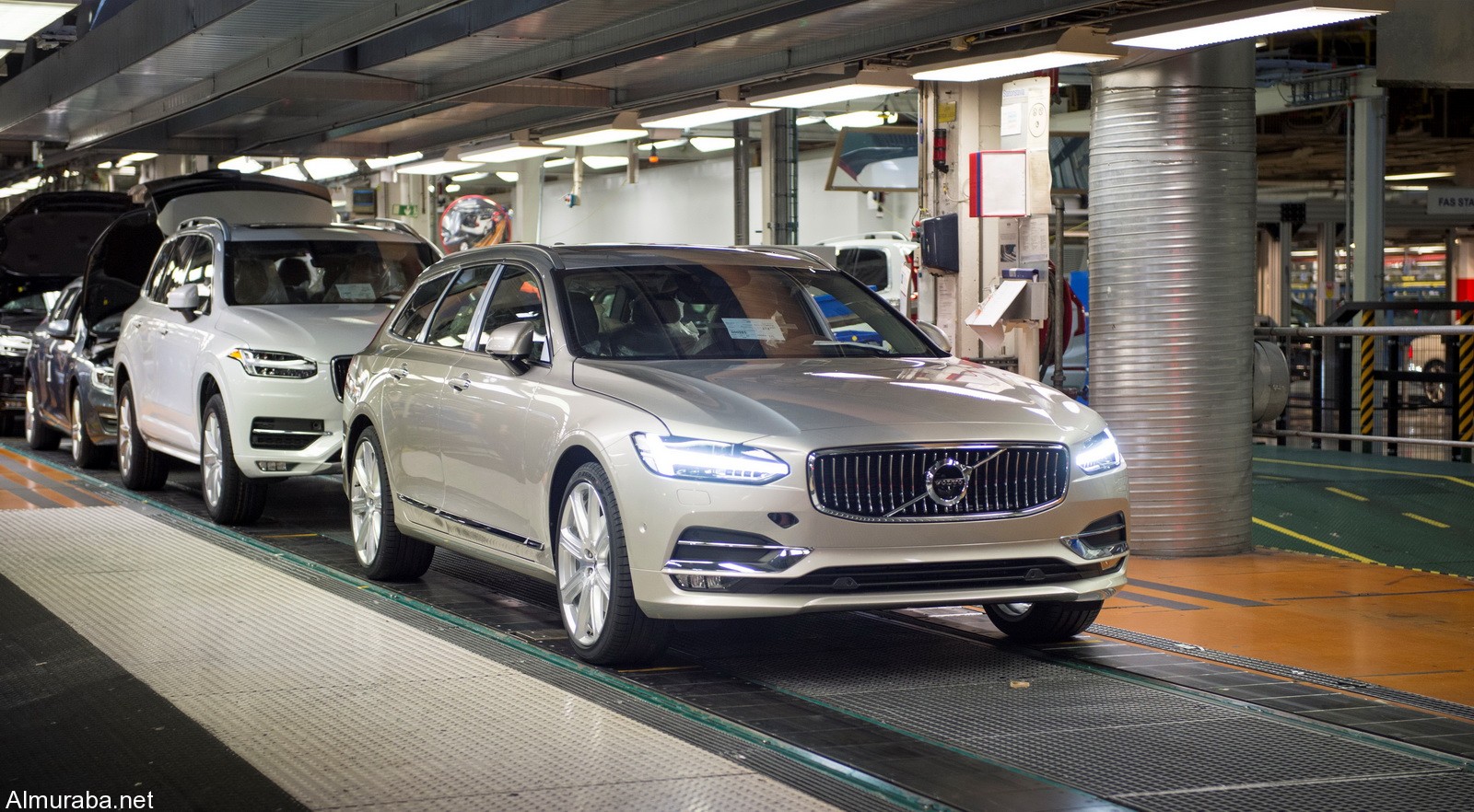 فولفو تبدأ بإنتاج سيارات V90 الجديدة بمصنع تورسلاندا بالسويد Volvo 3