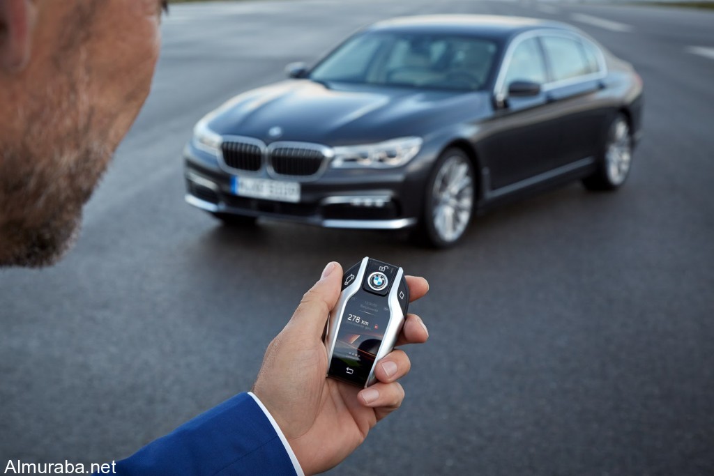 "بي إم دبليو" تتجهز لعصر القيادة الذاتية وخدمات مشاركة السيارات BMW 2