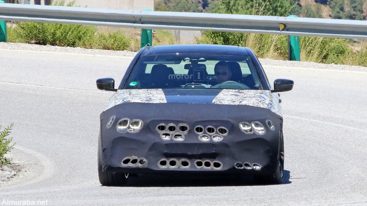 رصد "بي إم دبليو" M5 الجيل القادم أثناء اختبارها في إسبانيا بتمويهات غريبة على المقدمة BMW 3