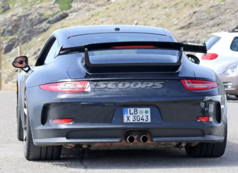 Porsche-911-GT3-facelift-3
