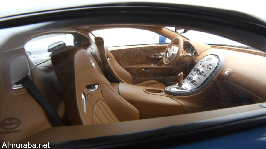 2005-bugatti-veyron-1-8-scale-model-from-amalgam-collection (2)