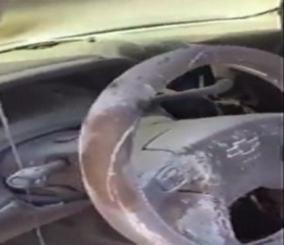 “فيديو“ شاهد مواطن يوثق احتراق سيارته بسبب شاحن الجوال