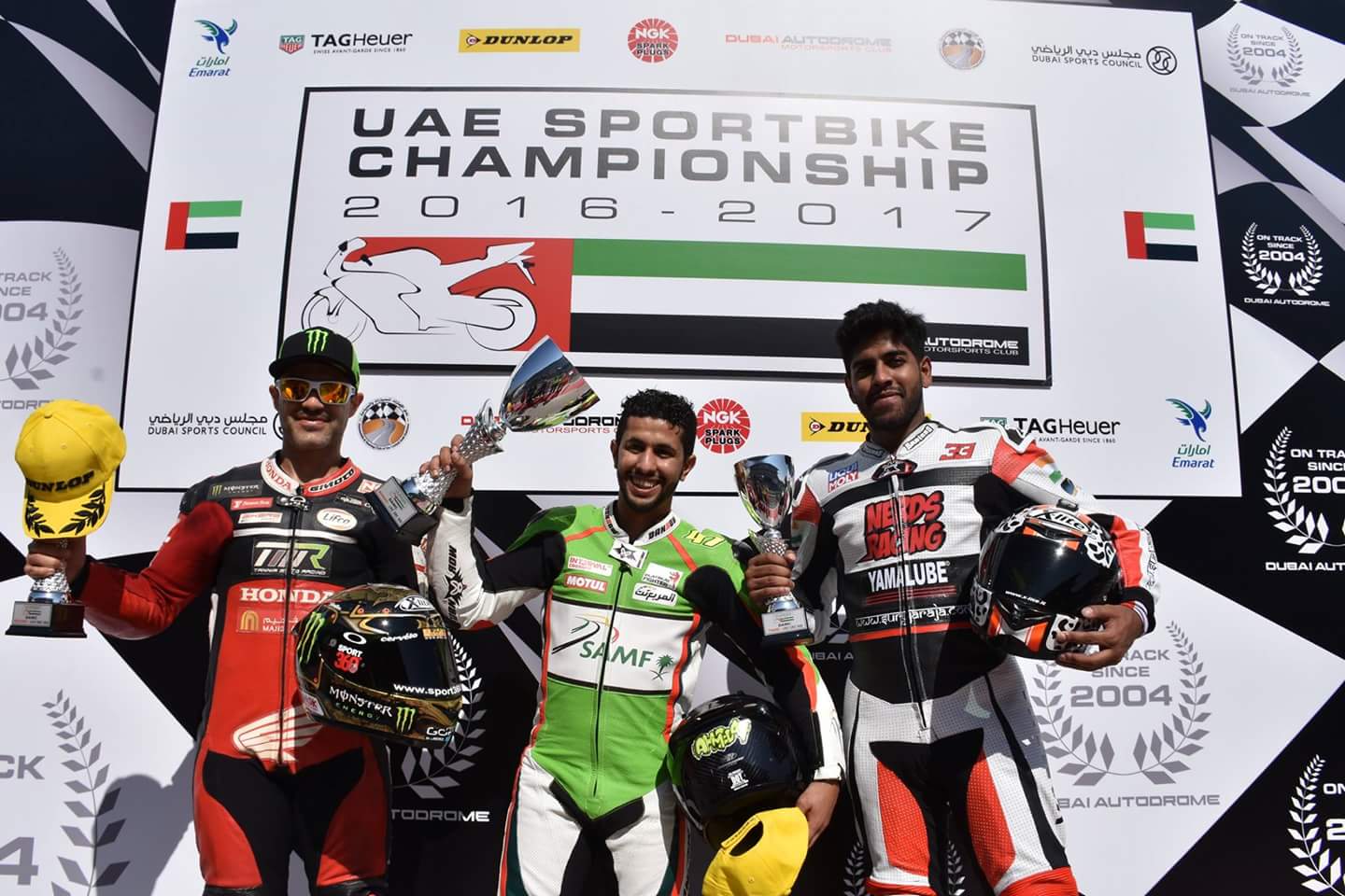 السعودي “احمد المعيني” يحقق المركز الأول في سباق الجولة الافتتاحية بطولة الامارات العربية المتحدة للدراجات النارية فئة السوبر سبورت