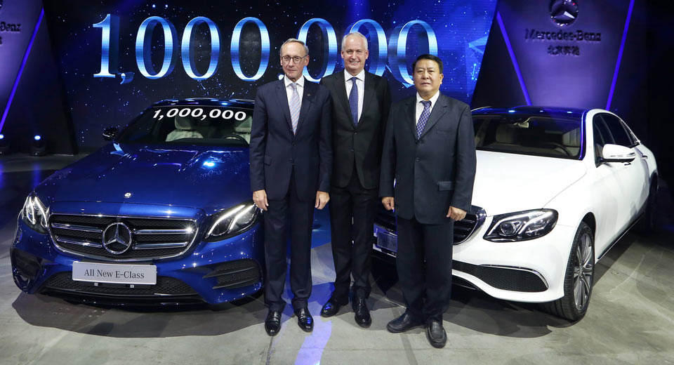 “مرسيدس بنز” تحتفل بإنتاجها لمليون سيارة في الصين Mercedes-Benz