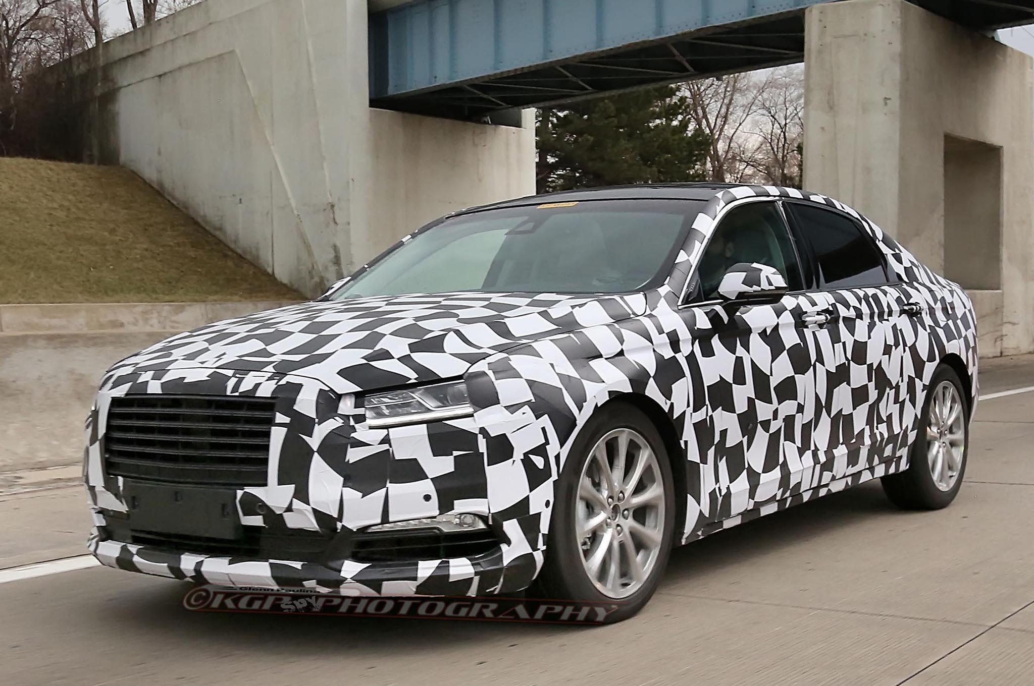 2016-ford-taurus-spied-front-three-quarters-03