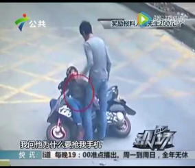 “فيديو” شاهد انتقام سائق شاحنة من لص سرق هاتفه على طريقة الكونغ فو
