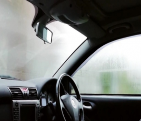 تعرف على أبرز 4 وسائل قادرة على إزالة الضباب بطريقة سريعة وفعالة من زجاج سيارتك!