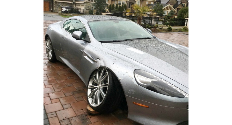 مالكة “أستون مارتن” DB9 محطمة ترفض دفع فاتورة إصلاحها المقدرة بـ 100,000$! Aston Martin
