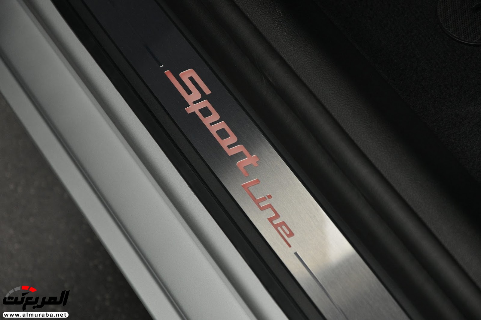 "بي إم دبليو" 540i الجديدة كلياً بتعديلات سبورت لاين معروضة بأبو ظبي BMW 73