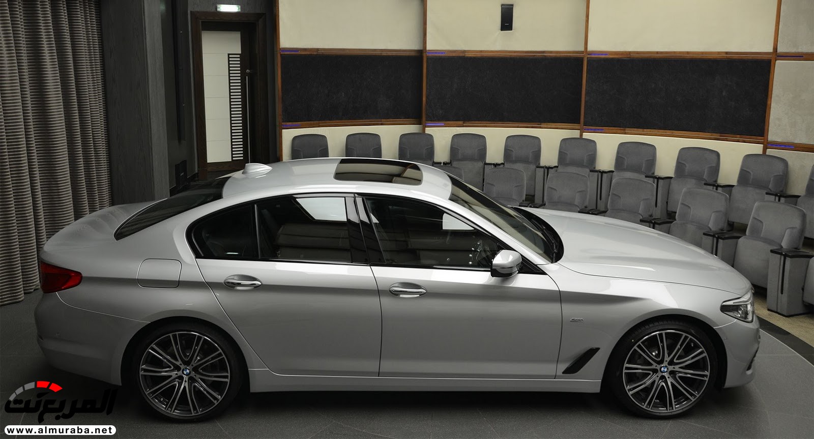 "بي إم دبليو" 540i الجديدة كلياً بتعديلات سبورت لاين معروضة بأبو ظبي BMW 71
