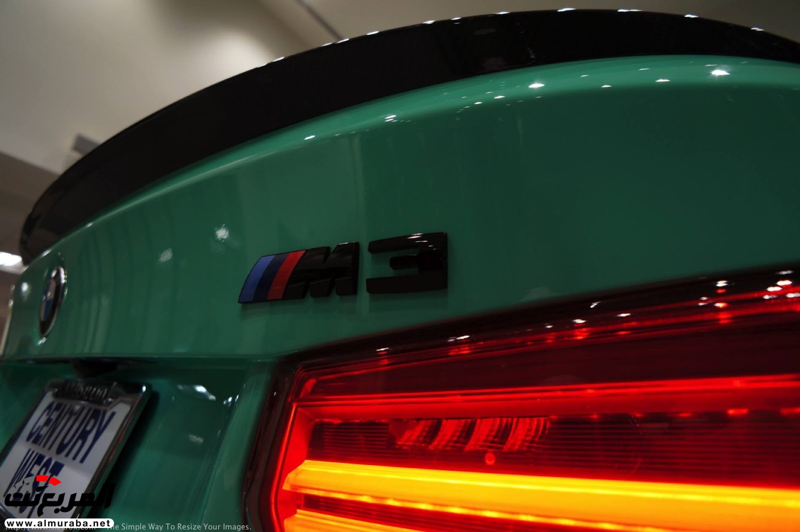"بالصور" شاهد "بي إم دبليو" F80 M3 الخاصة بطلاء النعناع الأخضر BMW 106