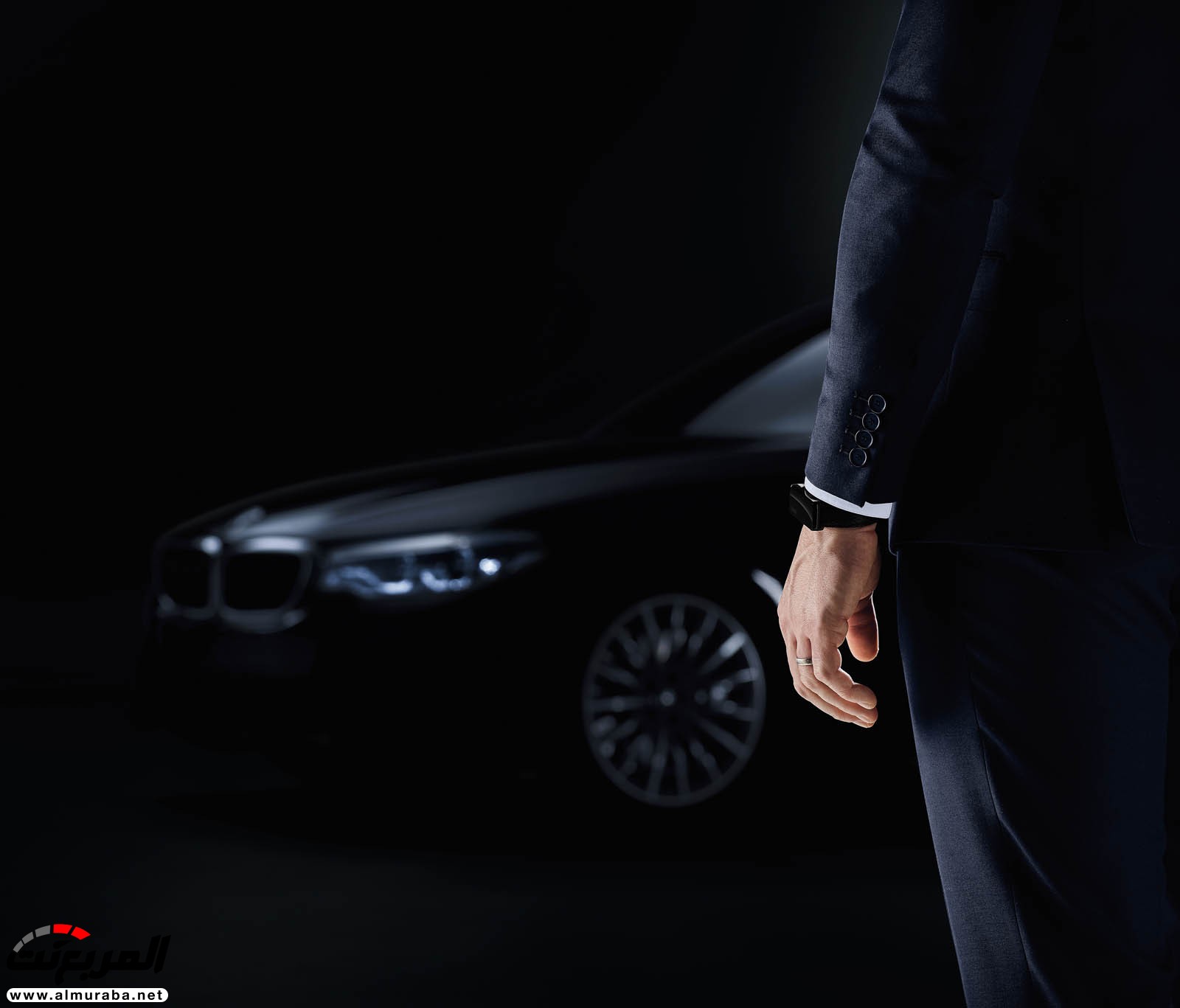 بي إم دبليو ومونتبلاك يطرحان مجموعة ملحقات قابلة للارتداء BMW 5-Series 4