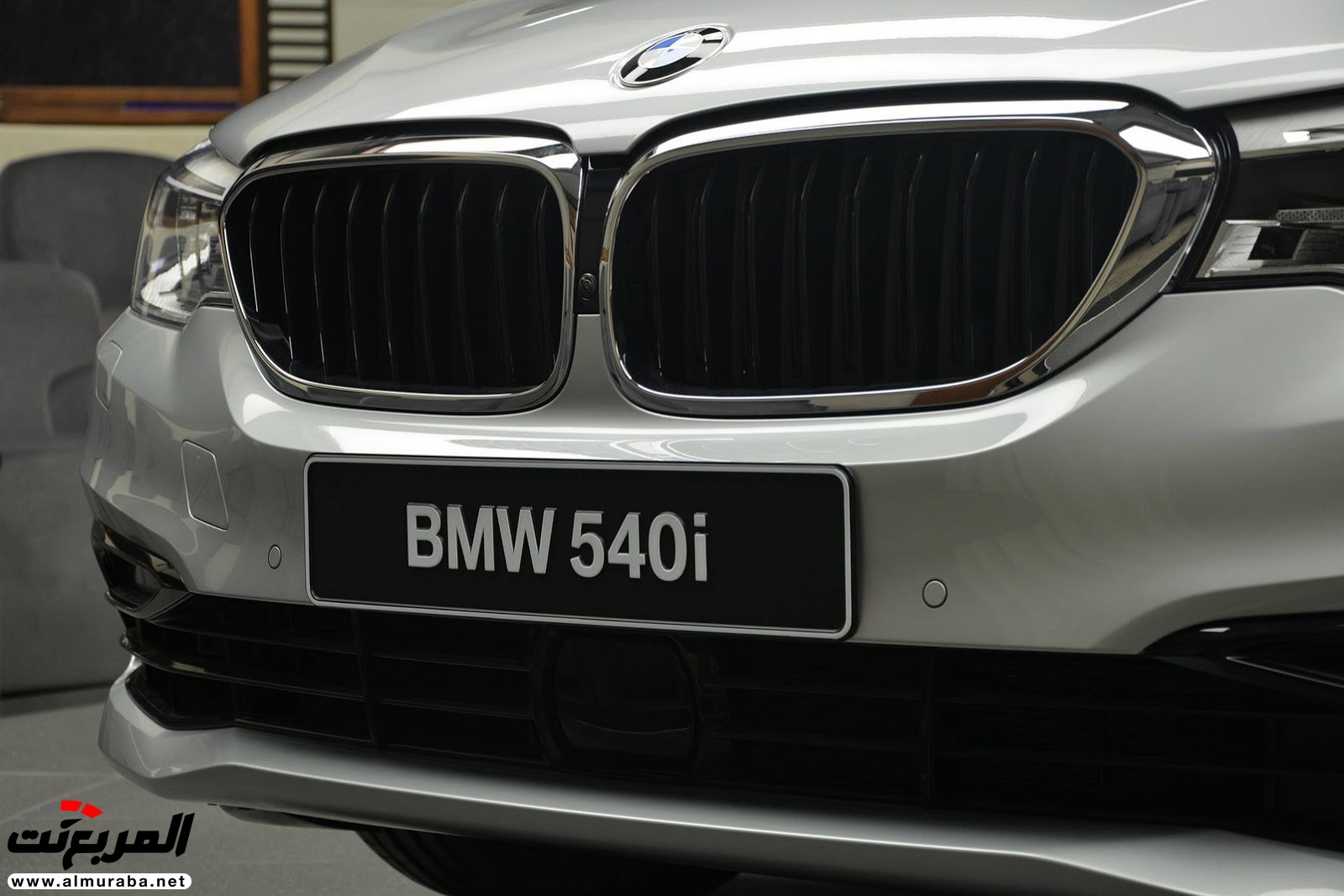 "بي إم دبليو" 540i الجديدة كلياً بتعديلات سبورت لاين معروضة بأبو ظبي BMW 8