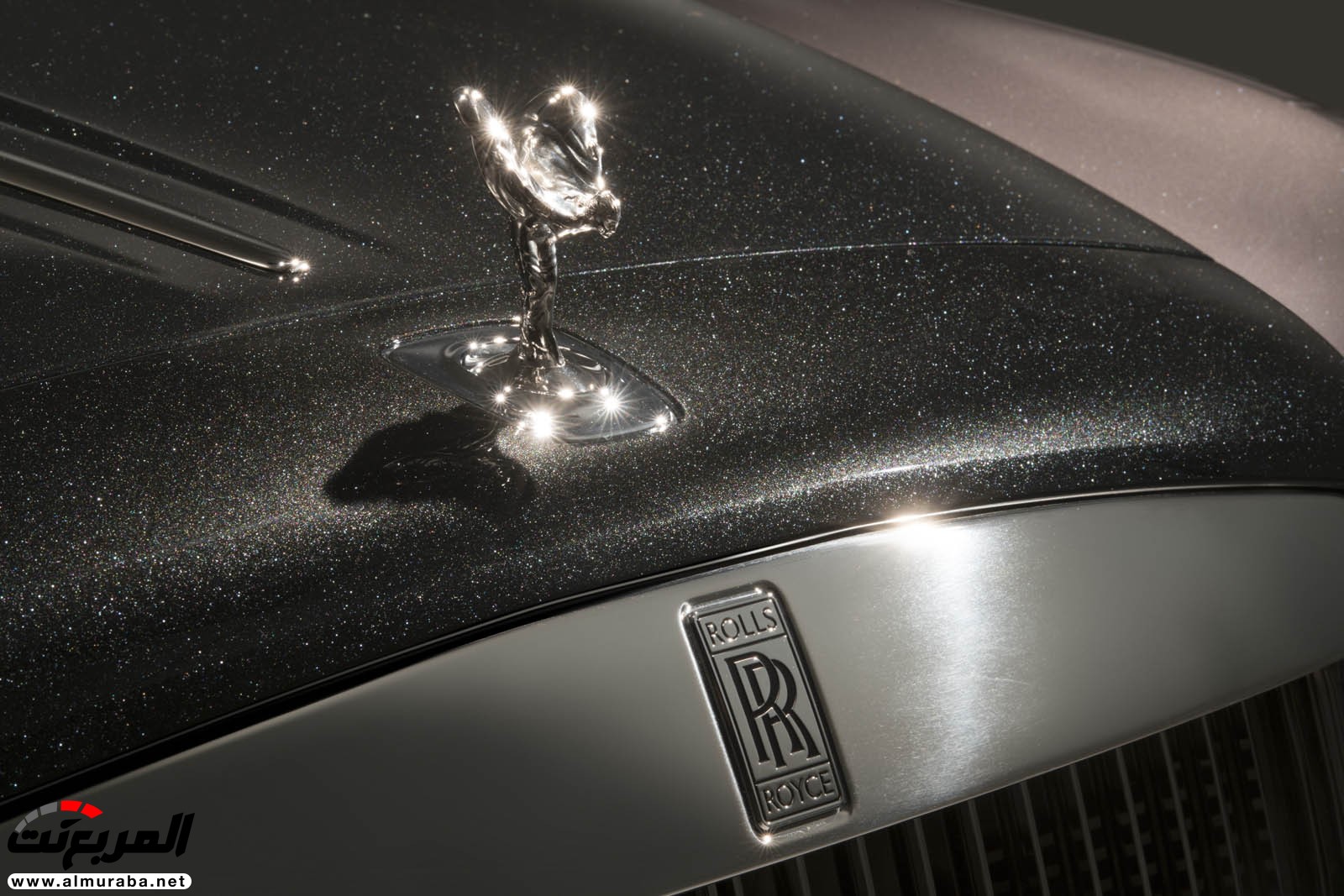 "رولز رويس" تجلب جوست إيليجانس المطلية بالألماس إلى معرض جينف Rolls-Royce Ghost Elegance 12