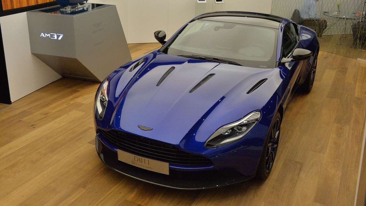 "أستون مارتن" DB11 تعرض في جنيف بتحديثات جديدة وطلاء خاص Aston Martin 3