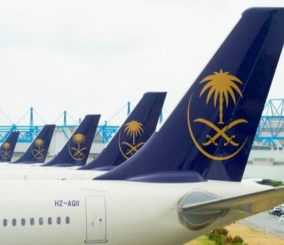 الخطوط الجوية السعودية تنفي القبض على سبع مضيفات بالشركة