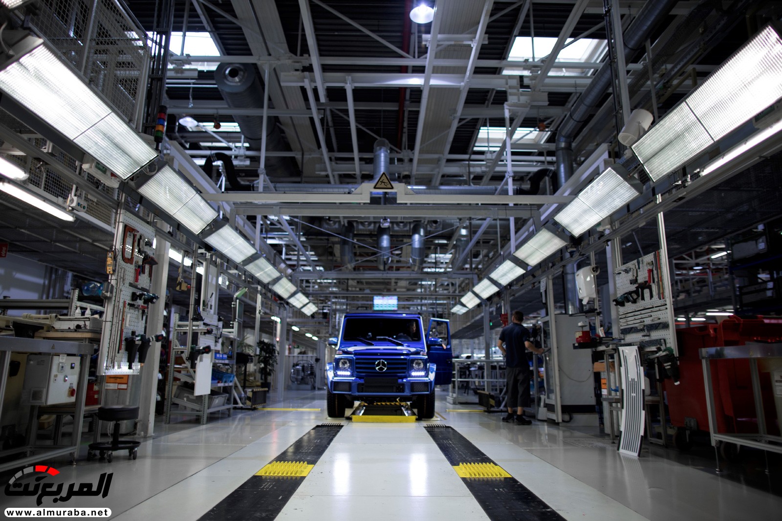 مرسيدس تحتفل بوصول إنتاج G-Class إلى 300,000 وحدة 15