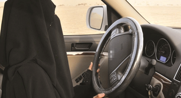 “وزارة النقل” ستصدر إجراءات جديدة بعد السماح للمرأة بقيادة السيارة خلال 30 يوما