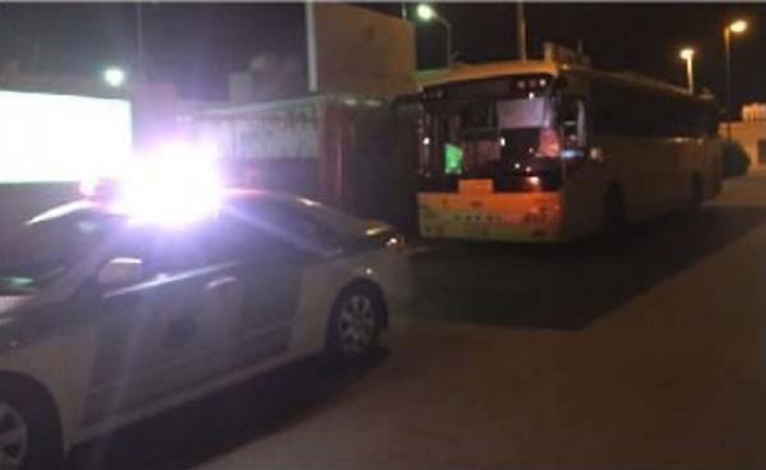 "المرور" يعلن القبض على قائد حافلة مدرسية عكس اتجاه السير بأحد أحياء محافظة حوطة 1