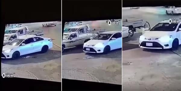“بالفيديو” شاهد رد فعل سريع من شخص ينقذ عائلة داخل سيارة متوقفة من حادث مروري